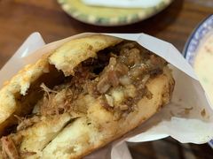 烧饼夹肉-穆得·老周家牛肉烧饼(普利街店)