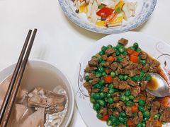 -鲸励母婴月嫂(望京店)