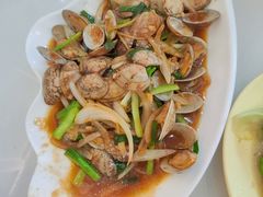 -覃记海鲜美食餐厅