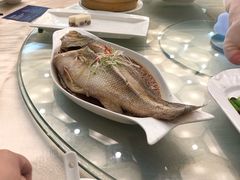 清蒸豉油鲈鱼-勺园中餐厅