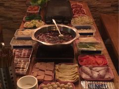-玩坞轰趴馆·户外团建聚会主题生日派对馆(世豪广场店)