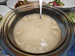 -马老六清真餐饮(西站店)