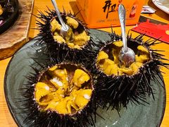 生吃海胆-渔家颂歌渔家味道(青石路店)