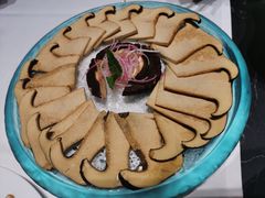 -红鼎豆捞·非遗鲍皇汤火锅(宝丰路店)