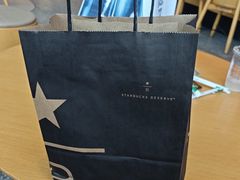 -星巴克臻选(盐城金鹰聚龙湖店)