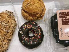 -面包新语(融创茂店)