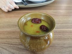 -勇興發港式茶餐厅(江宁店)