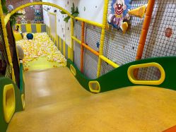 -MAGE麦其天地儿童乐园(滨江百联店)