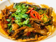 凤爪焗鱼头-周家二小姐的菜(西津渡店)