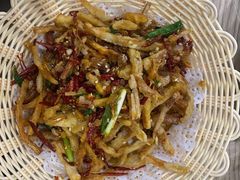 -江城燕子大排档(江汉路步行街店)