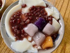 红豆芋圆白雪冰豆花-人和水上飘(第一家店)