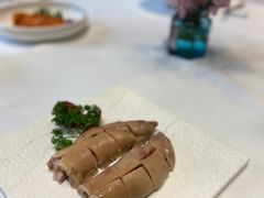 水晶猪蹄-鲁班张葱烧海参(马庄街店)