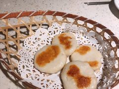 [特]香煎墨鱼饼-又一间茶点轩(百汇广场店)