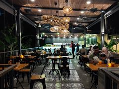 -植物园哈利亚餐厅