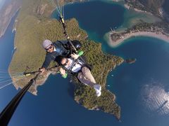 -费特希耶滑翔伞