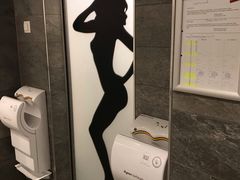 -希尔特峰