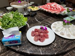 -秦宝雪花牛肉养生火锅(大兴九臻店)