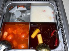 -海底捞火锅(海宁路店)