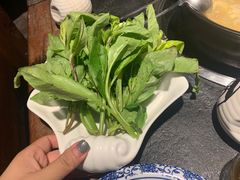 -大匠工房古船木艺术餐厅·猪肚鸡专门店(长白仙岛店)