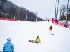 -鳌山滑雪度假区
