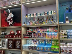 -泡泡玛特POPMART(杭州乐堤港店)