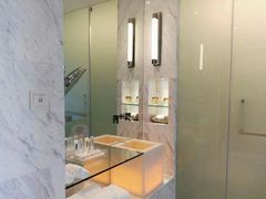 -上海滴水湖皇冠假日酒店