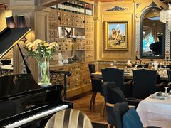 -火车头法国西餐厅