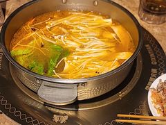-七欣天香辣蟹火锅(上海银亿滨江店)