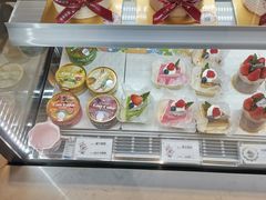 -花花卷卷·鲜食蛋糕(静安久光百货店)