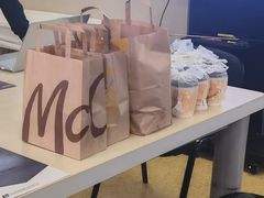 -麦当劳(展览路店)