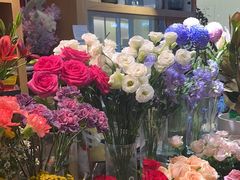 -谷莠子花艺·气球派对·绿植造景·花艺沙龙(金光华广场店)