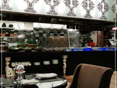 -圣丰索菲特·2 On 988 Café 自助餐厅