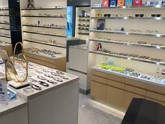 -视野联行眼镜·蔡司·尼康·授权优选门店(青浦宝龙店)