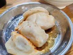 -黄阿姨锅贴大王(万航渡路店)