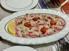 生牛肉薄片配吞拿鱼酱-Primo·丽莫意大利窑烤披萨