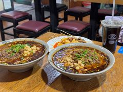 -丁丁猫重庆小面(徐州路店)