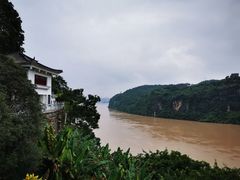 -三游洞