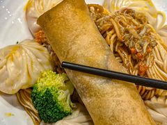 -馋三尺蟹粉小笼(人民广场店)