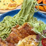 高温烤制，真正做到外焦里嫩，锁住肉里鲜嫩肉汁
