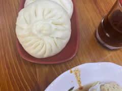 -阿峰包子铺
