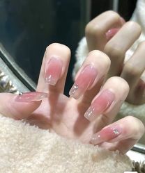 -初心纹眉洗眉·美睫专业店