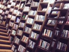 -那美(华莱坞店)