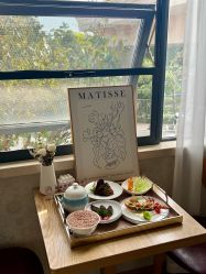 -童谣里医疗级月子中心(独栋湖景店)