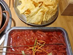 -洱火云南酸菜牛肉火锅(石景山当代商城店)