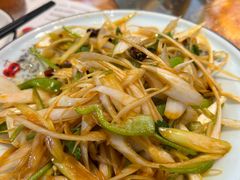 -山河屯铁锅炖·非遗东北菜(南山店)
