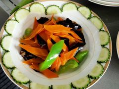 -爱的果实月嫂育婴师(世纪东方店)