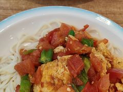 -白阿婆过油肉拌面·大盘鸡