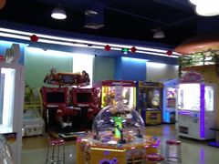 -爱玩嘉年华(龙湖曲江天街店)