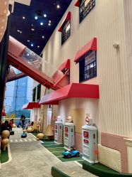 -奈尔宝·儿童乐园·亲子餐厅(华采天地店)