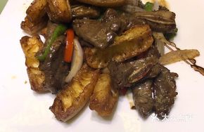 Black Pepper Fried Dough with Beef